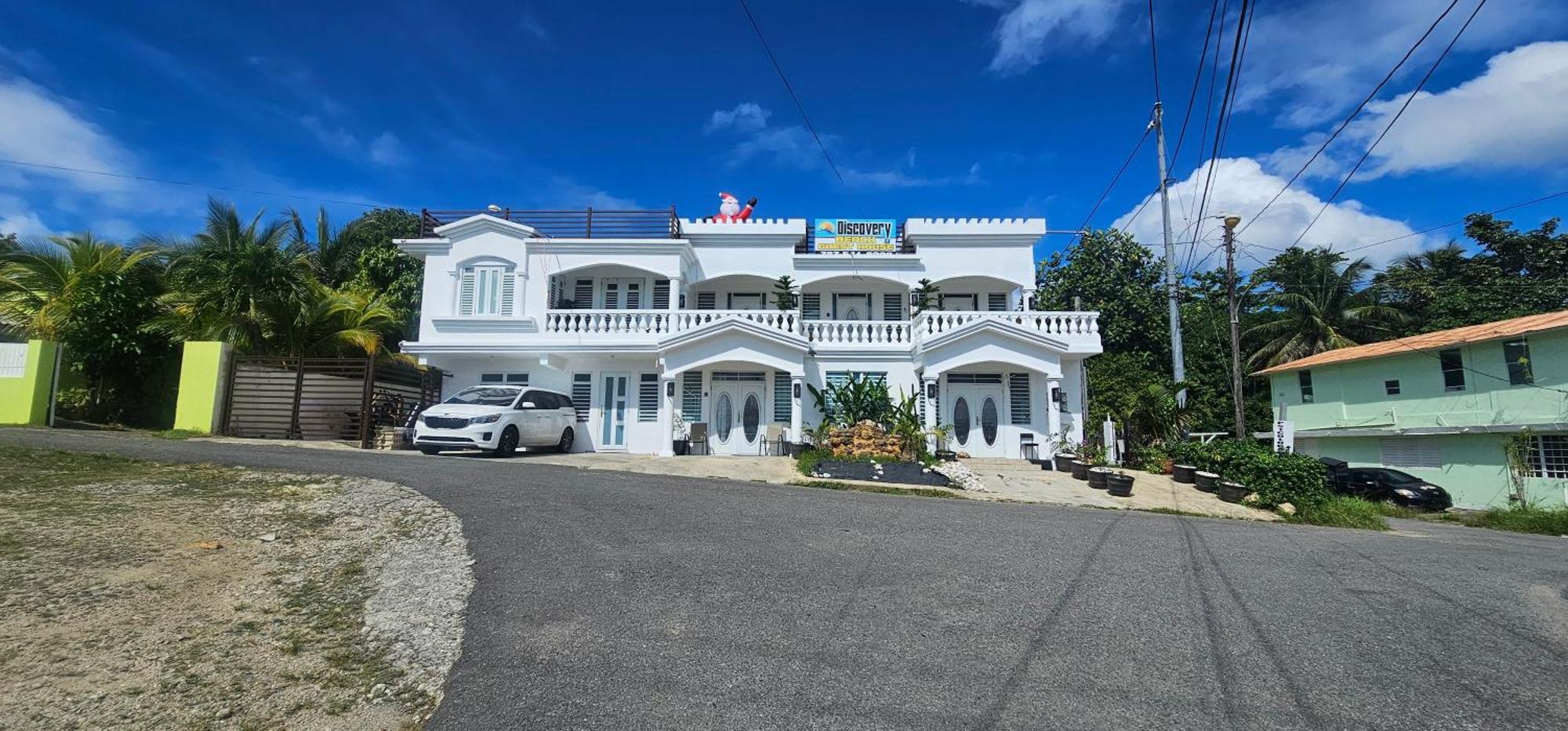 Discovery Beach Apartments Aguada Esterno foto